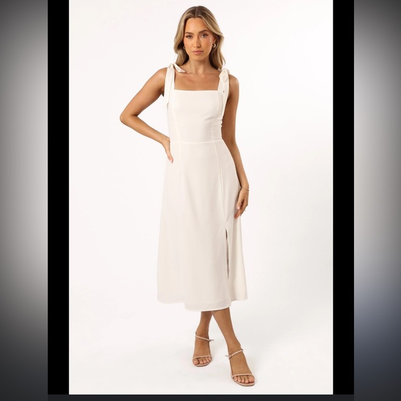 Petal & Pup Dresses & Skirts - Petal & Pup Laurel White Dress Size 6